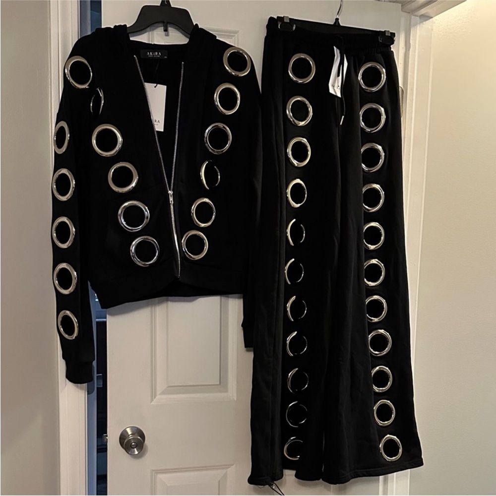 AKIRA Black Jacket with Silver Zipper